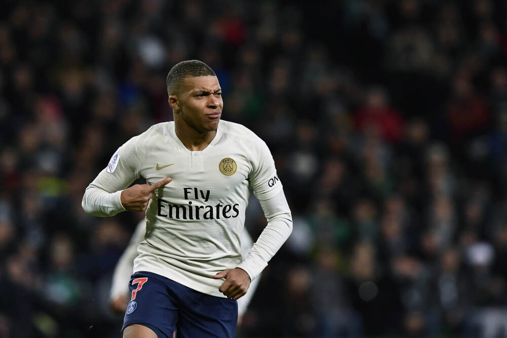 米体：尤文冬窗将寻找性价比高的引援，今夏再去寻找主力后腰